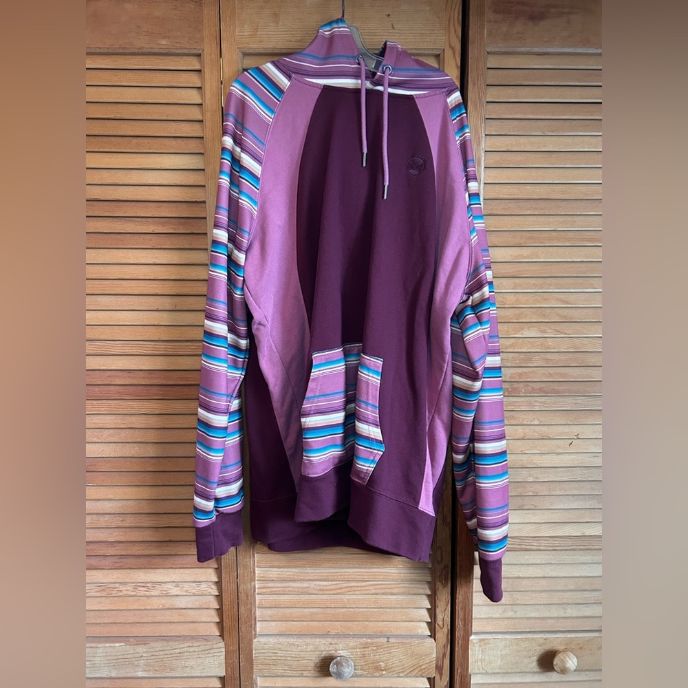 Hooey Maroon Hoodie with Multicolor Stripes Savannah serape print size xxl